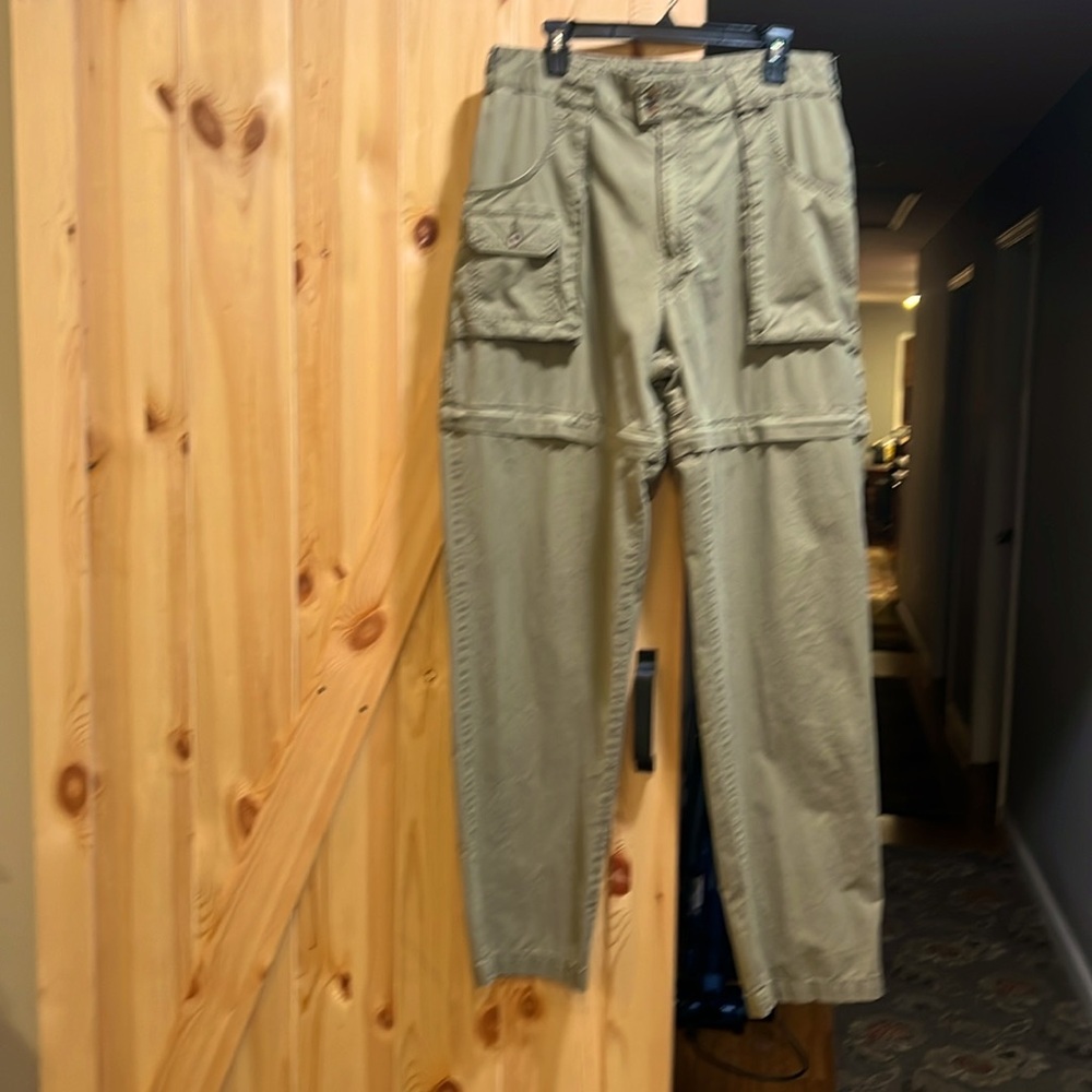 Cabelas army green pants /zip off shorts men’s